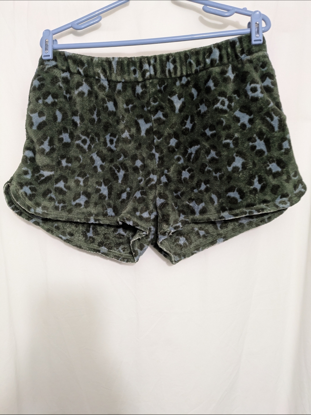 Aerie Plush Leopard Lounge Shorts L/G
